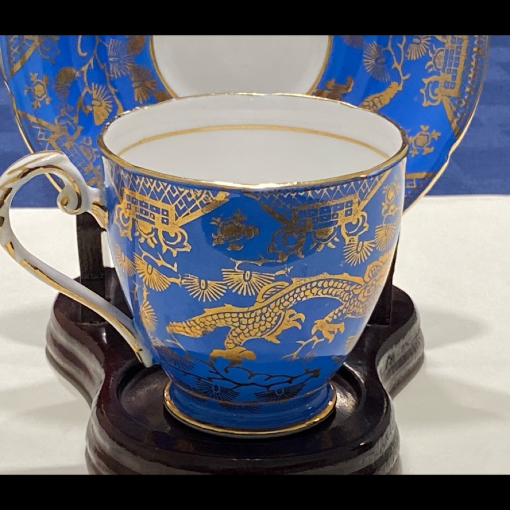 Royal Grafton Fine‎ Bone China Tea Cup and Saucer